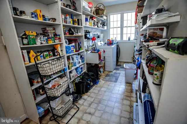 a view of a storage & utility room