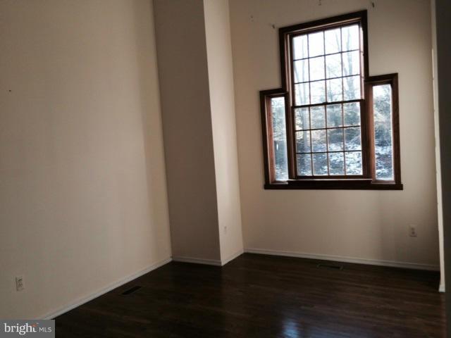 5313 Long Corner Road White Hall, MD 21161 - Photo 3 of 15 Interior (General)