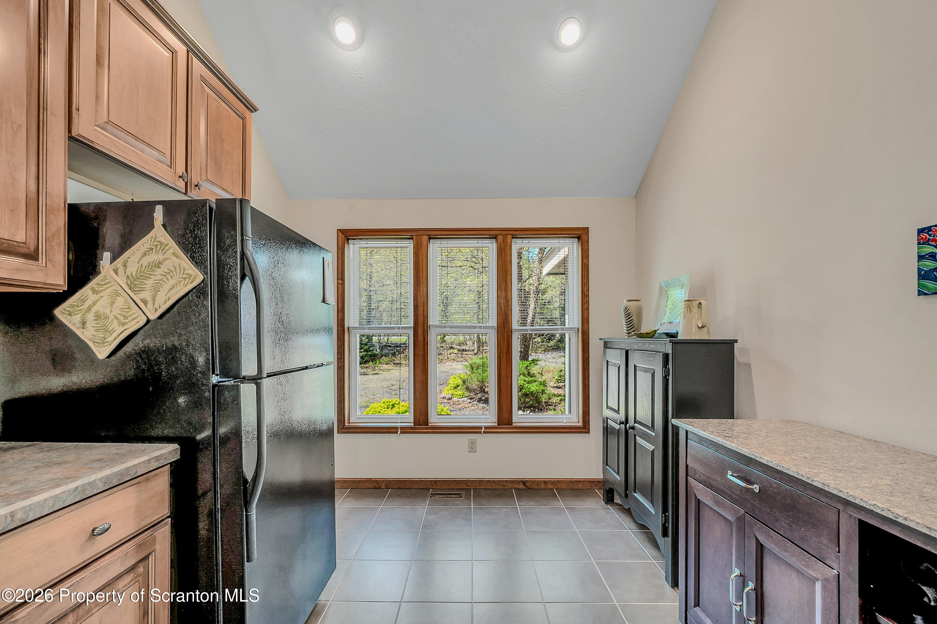 67 Bender Road Gouldsboro, PA 18424 - Photo 25 of 69 Kitchen