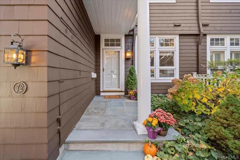 $1,250,000 | 10 Old Jackson Avenue, Unit 72, Hastings-on-Hudson, NY 10706