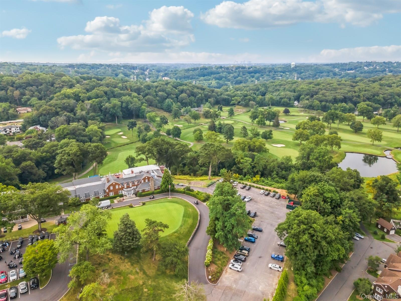 10 Old Jackson Avenue, Unit 72 Hastings-on-Hudson, NY 10706 - Photo 39 of 42 Aerial overview St. Andrew's Clubhouse