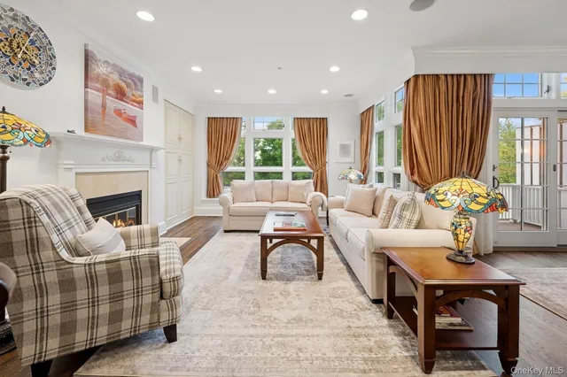 $1,250,000 | 10 Old Jackson Avenue, Unit 72, Hastings-on-Hudson, NY 10706