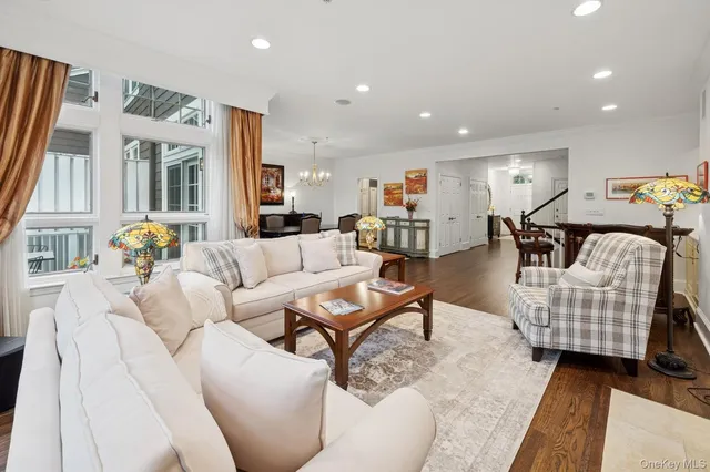 $1,250,000 | 10 Old Jackson Avenue, Unit 72, Hastings-on-Hudson, NY 10706