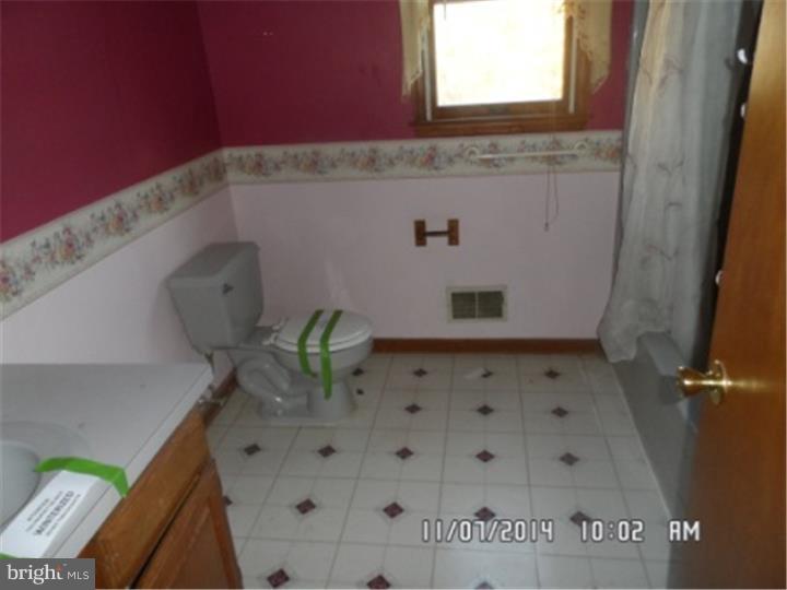 27 Kuzyk Road Cream Ridge, NJ 08514 - Photo 3 of 6