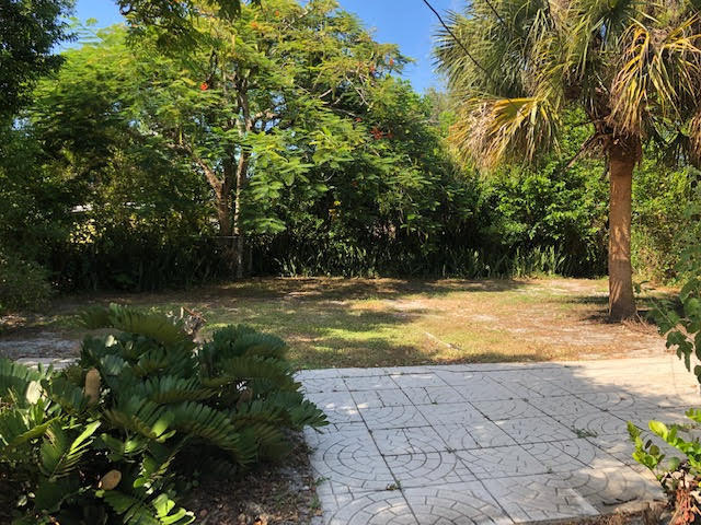 355 Manchester Street Boca Raton, FL 33487 - Photo 23 of 25 unnamed-27