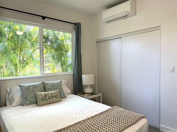 $3,900 | 620 Hind Iuka Drive, Honolulu, HI 96821