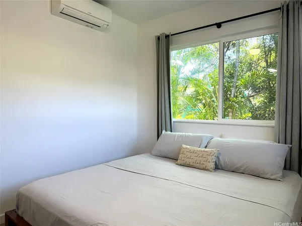 $3,900 | 620 Hind Iuka Drive, Honolulu, HI 96821