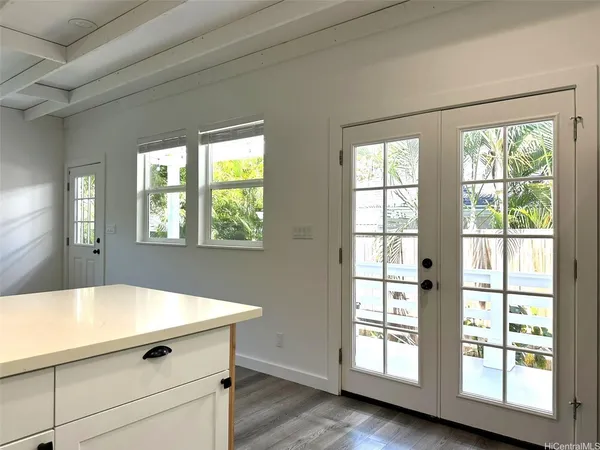 $3,900 | 620 Hind Iuka Drive, Honolulu, HI 96821