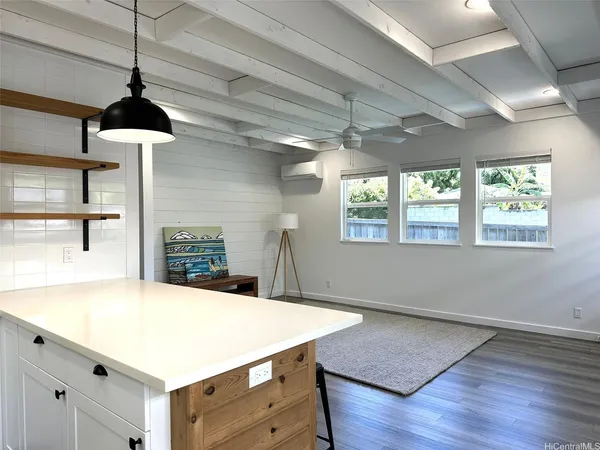 $3,900 | 620 Hind Iuka Drive, Honolulu, HI 96821