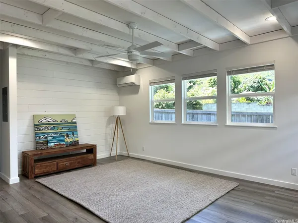 $3,900 | 620 Hind Iuka Drive, Honolulu, HI 96821