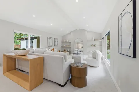 $4,595,000 | 3089 Country Club Court, Palo Alto, CA 94304