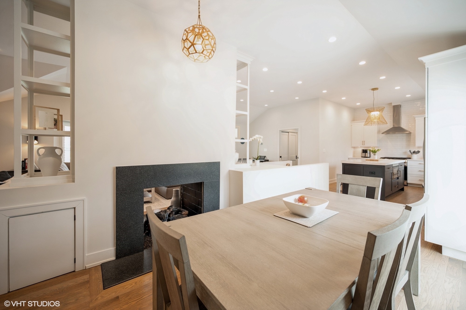 580 North Happ Road Northfield, IL 60093 - Photo 8 of 16