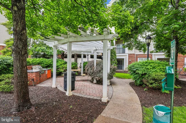 $1,750 | 12921 Centre Park Circle, Unit 303, Herndon, VA 20171