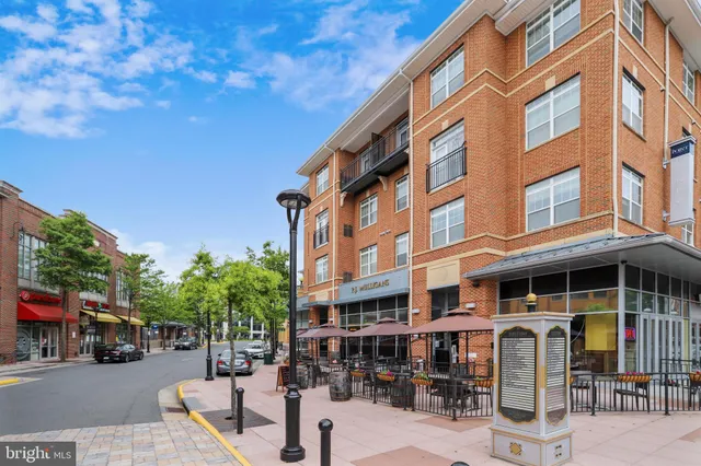 $1,750 | 12921 Centre Park Circle, Unit 303, Herndon, VA 20171