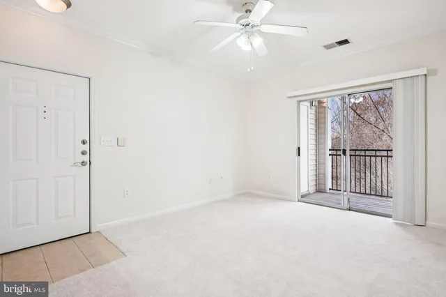 $1,750 | 12921 Centre Park Circle, Unit 303, Herndon, VA 20171