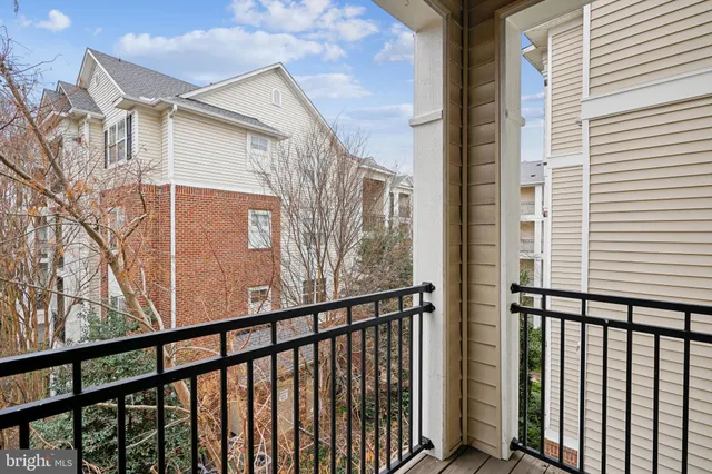 $1,750 | 12921 Centre Park Circle, Unit 303, Herndon, VA 20171