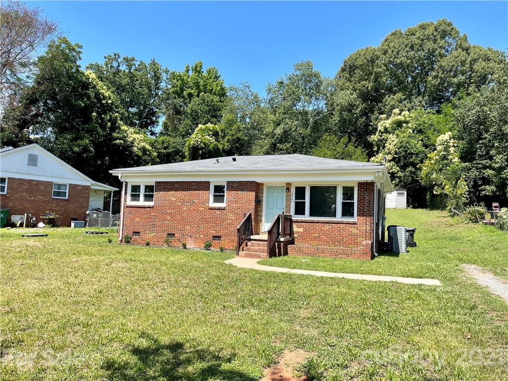 4301 Tillman Road Charlotte, NC 28208 - Photo 2 of 40 Gallery Image 2