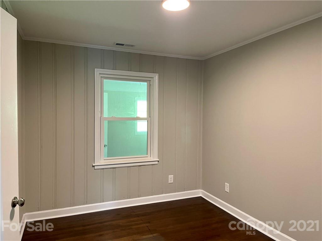 4301 Tillman Road Charlotte, NC 28208 - Photo 13 of 40 Gallery Image 13