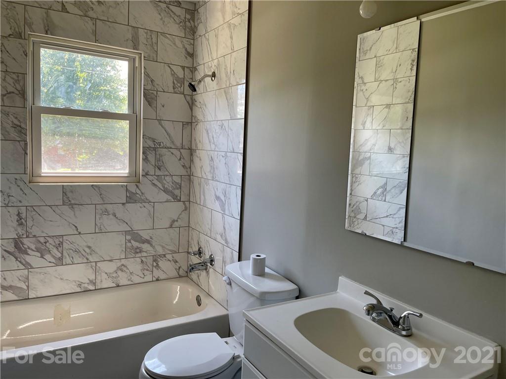 4301 Tillman Road Charlotte, NC 28208 - Photo 14 of 40 Gallery Image 14