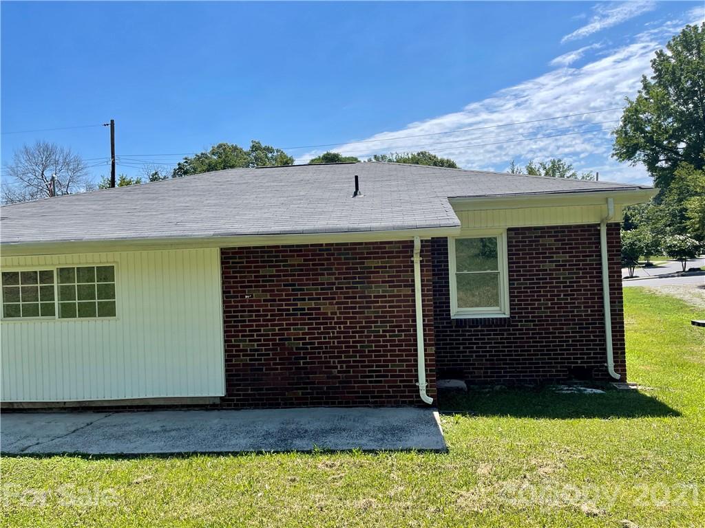4301 Tillman Road Charlotte, NC 28208 - Photo 35 of 40 Gallery Image 35