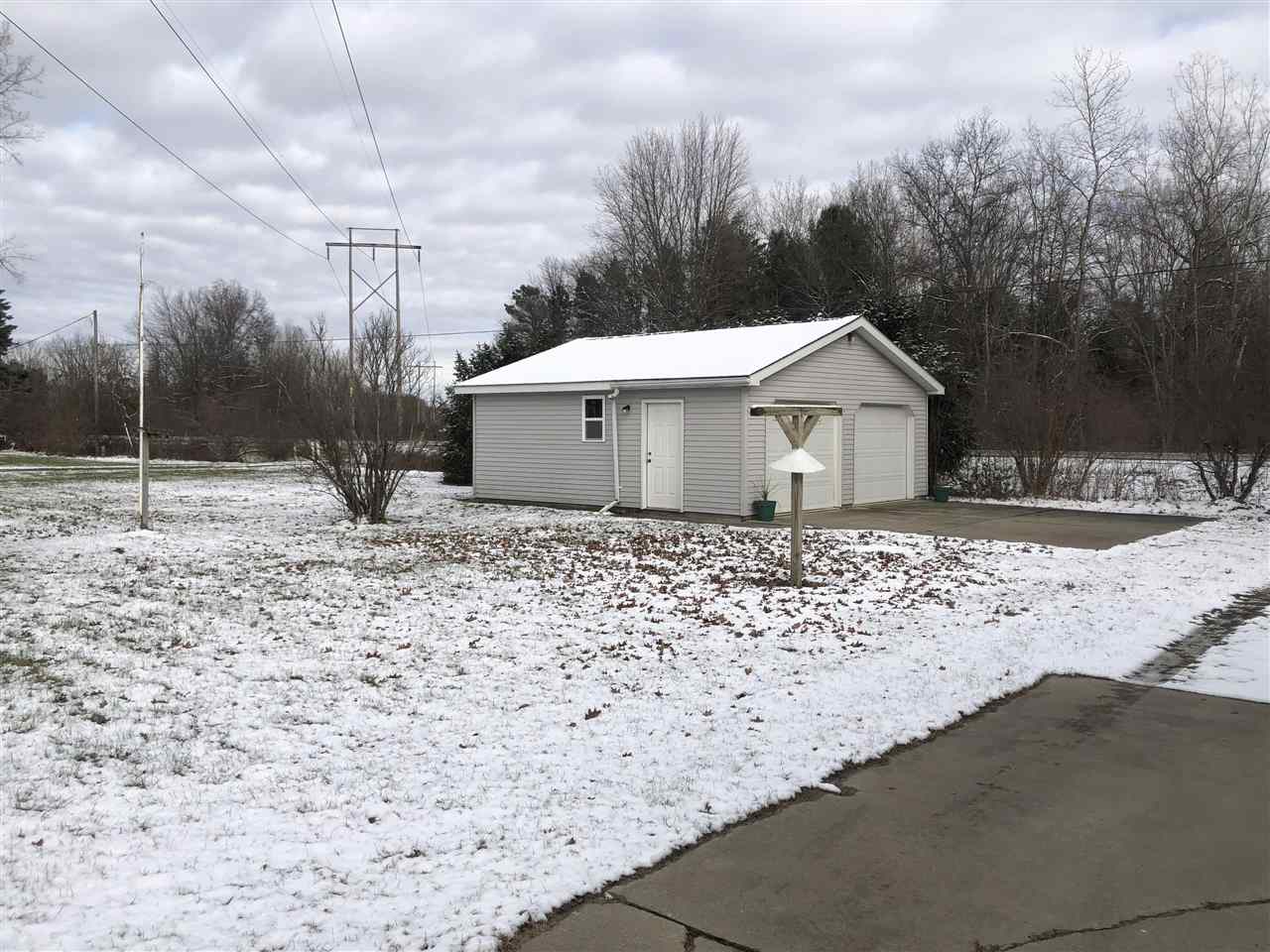 14093 Sheridan Road Montrose, MI 48457 - Photo 13 of 14 Gallery Image 13