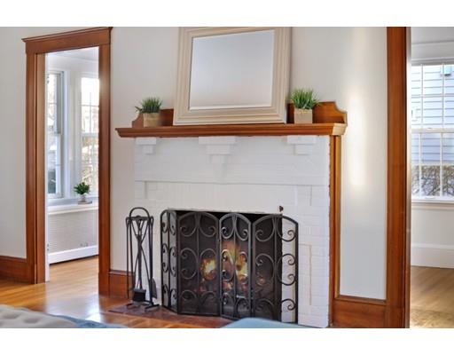 39 Upland Road Arlington, MA 02474 - Photo 9 of 30 a view of a entryway