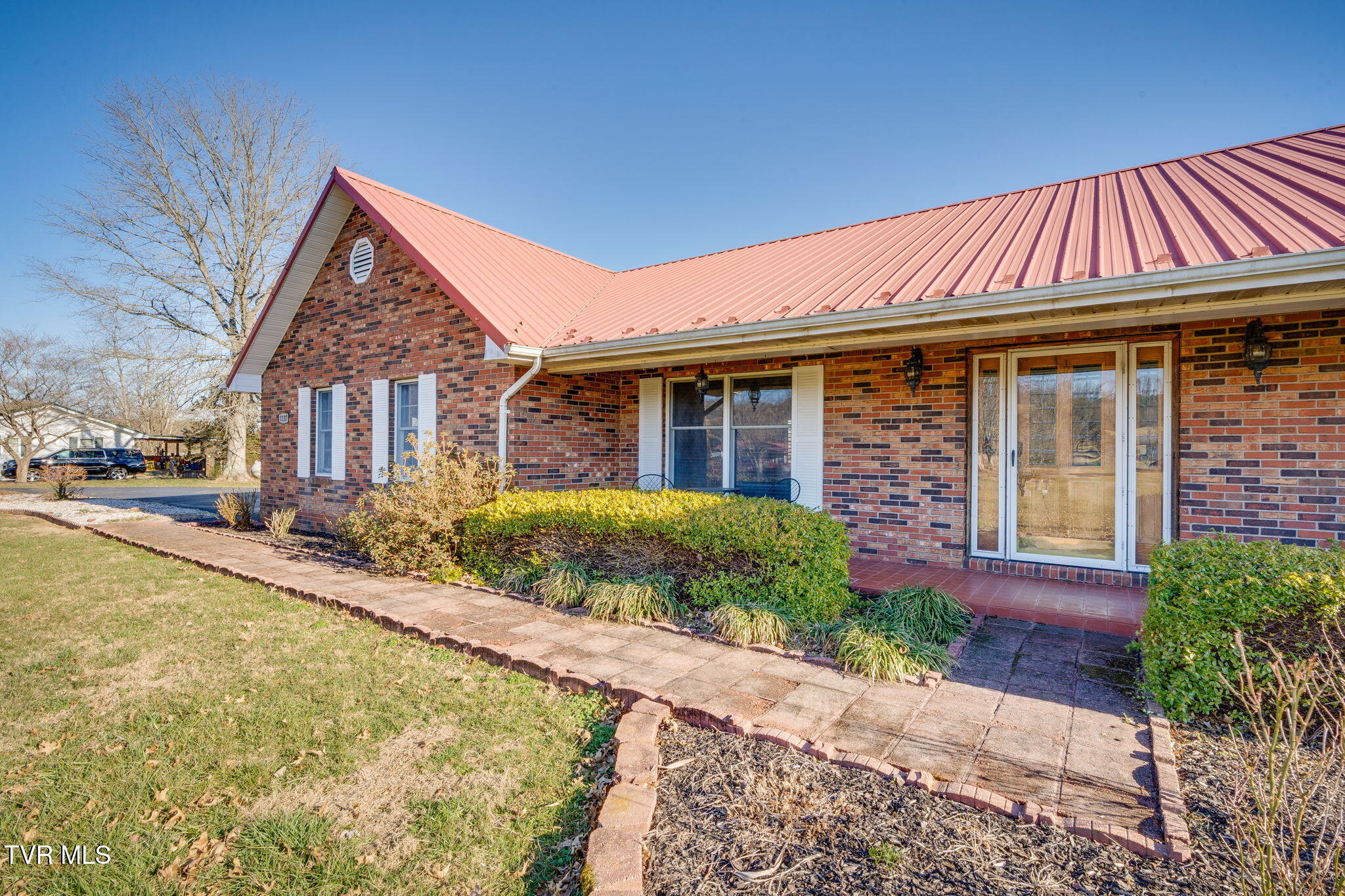 1137 Old Stage Road Rogersville, TN 37857 - Photo 4 of 46 004 (20)