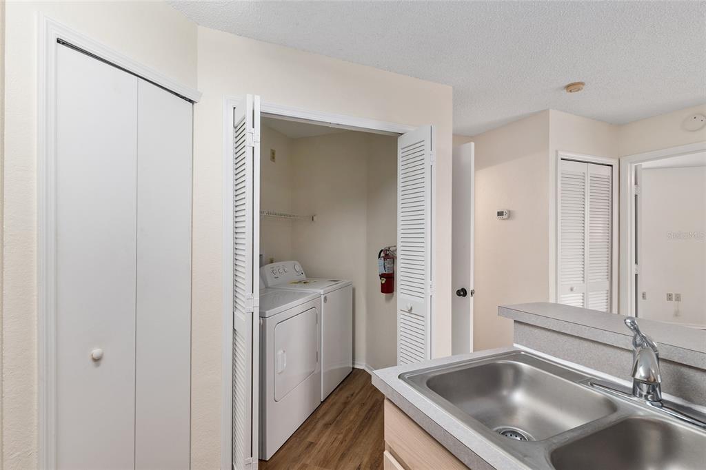 3705 Southwest 27th Street, Unit 412 Gainesville, FL 32608 - Photo 16 of 35