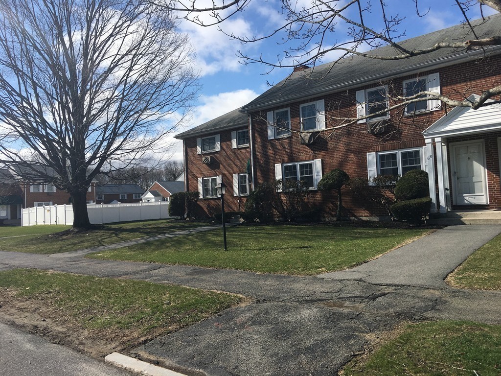 68 Emerson Gardens Road, Unit 68 Lexington, MA 02420 - Photo 17 of 17