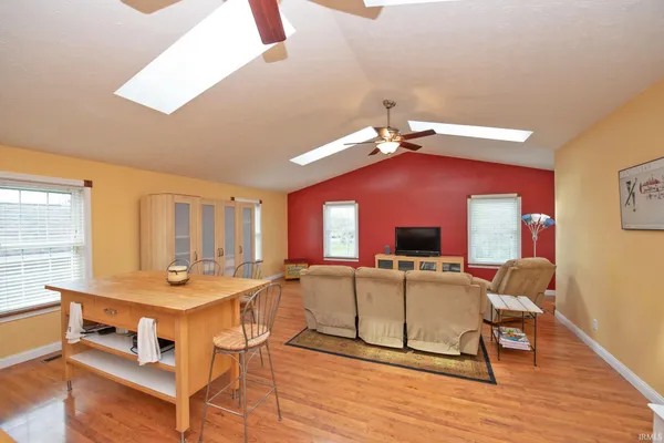 $739,000 | 9600 East 450 South, Lafayette, IN 47905