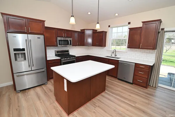 $739,000 | 9600 East 450 South, Lafayette, IN 47905