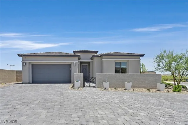 $1,299,999 | 112 Springbough Lane, Las Vegas, NV 89138
