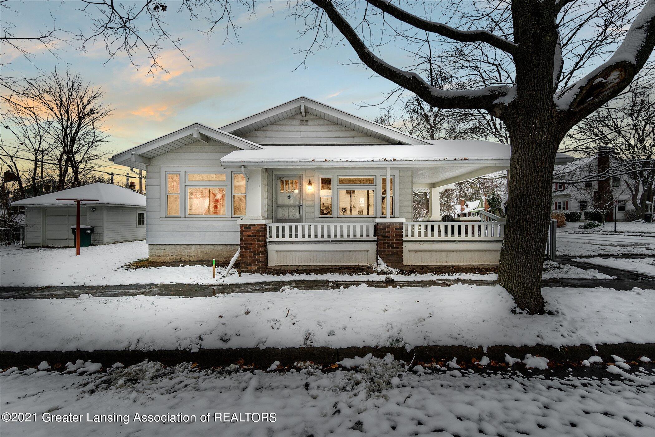 318 Wayburn Road Lansing, MI 48910 - Photo 1 of 46 Main Photo