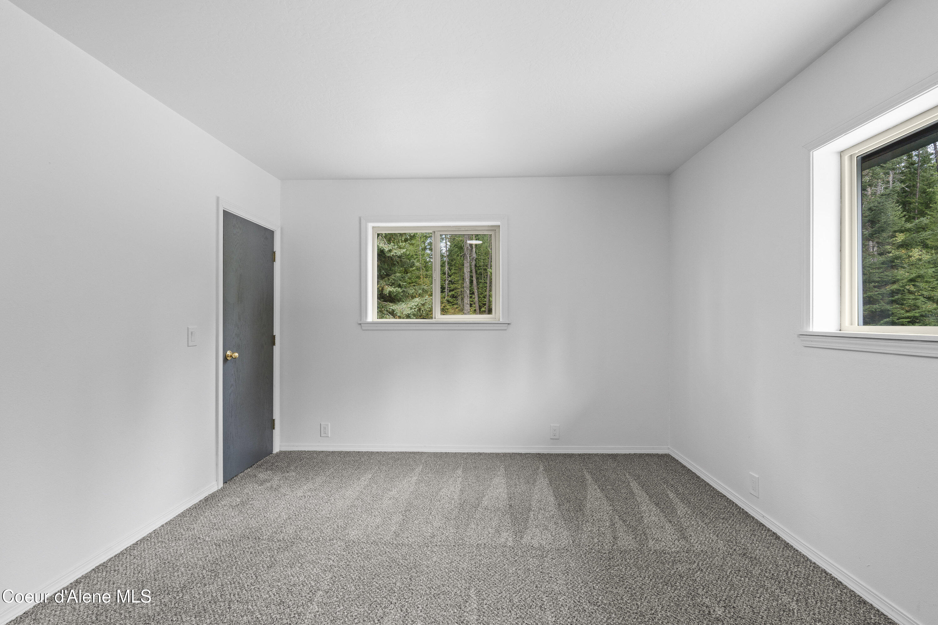 17561 East Perimeter Road Athol, ID 83801 - Photo 23 of 38 Bedroom