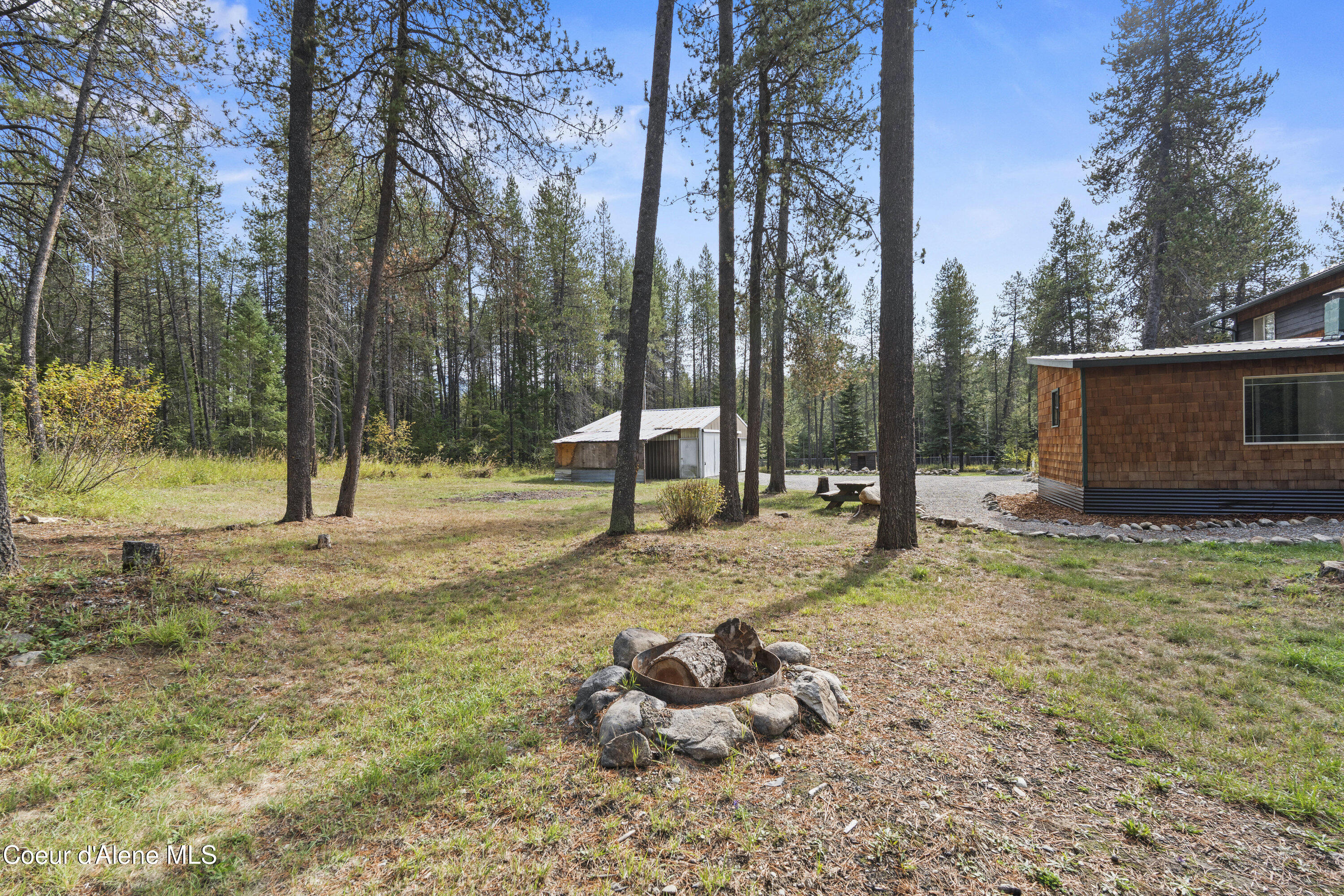 17561 East Perimeter Road Athol, ID 83801 - Photo 29 of 38 outside