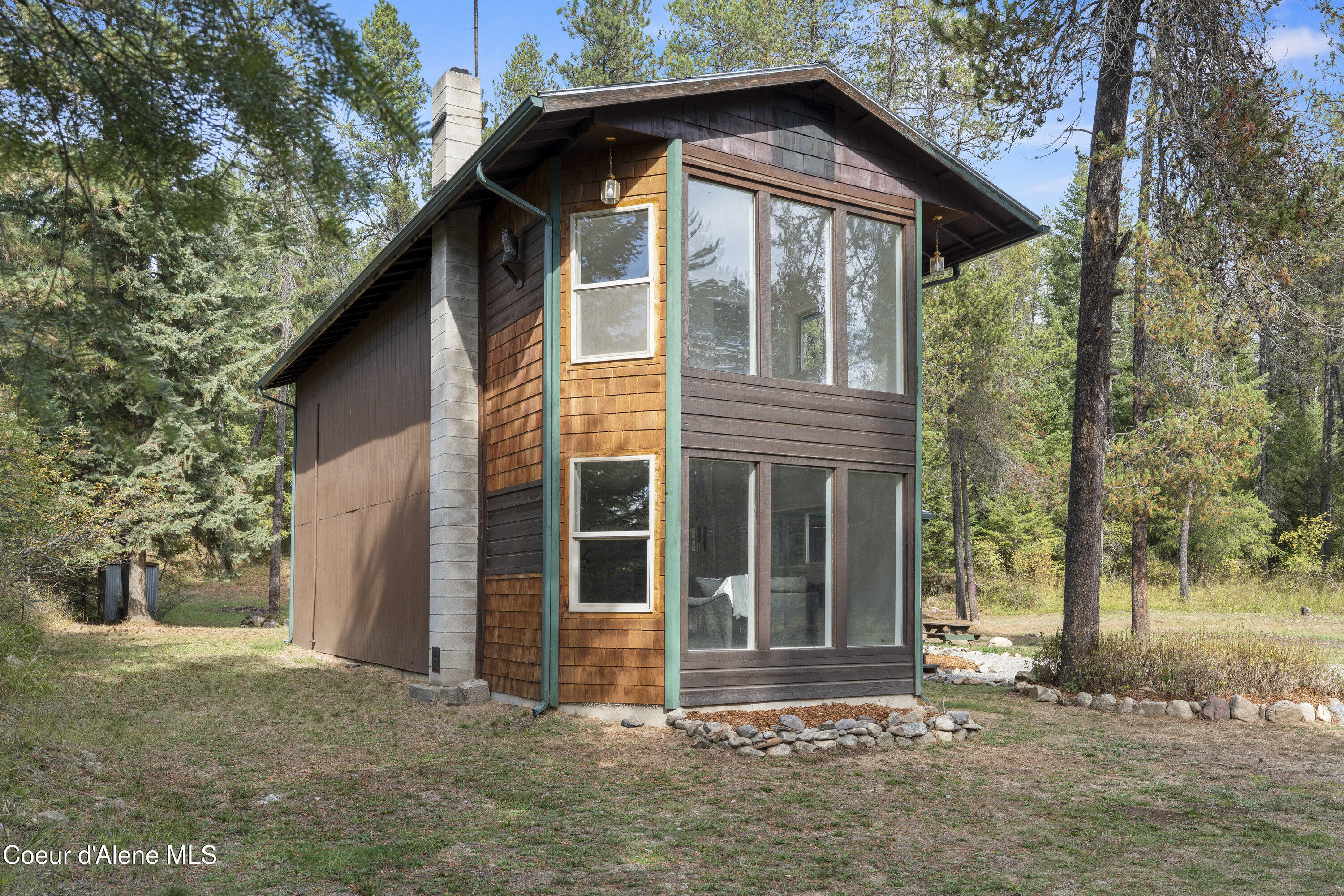 17561 East Perimeter Road Athol, ID 83801 - Photo 4 of 38 Front view