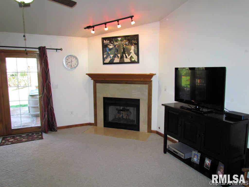 6509 Christine Court Springfield, IL 62712 - Photo 4 of 31