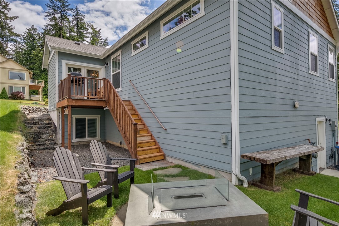1938 Northwest Rampart Ridge Court Bremerton, WA 98311 - Photo 11 of 25 Gallery Image 11