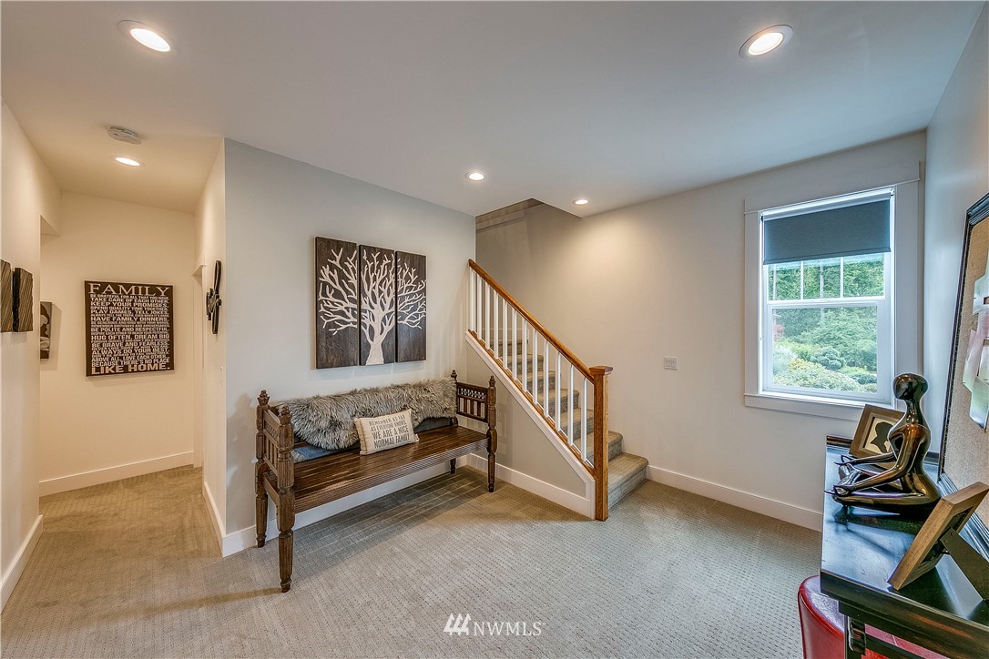 1938 Northwest Rampart Ridge Court Bremerton, WA 98311 - Photo 21 of 25 Gallery Image 21
