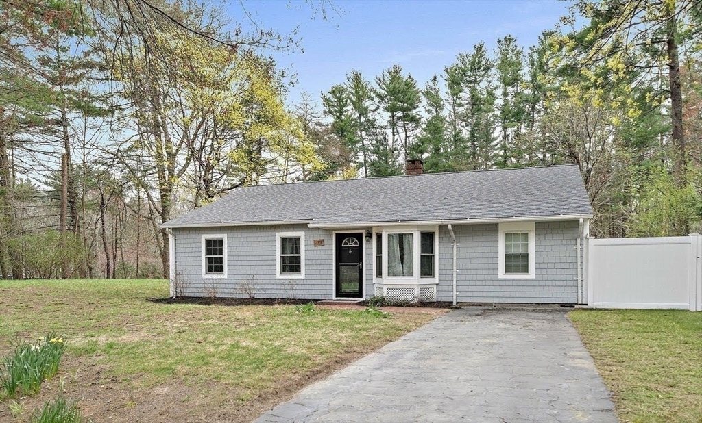 113 Bradford Road Hanover, MA 02339 - Photo 2 of 35