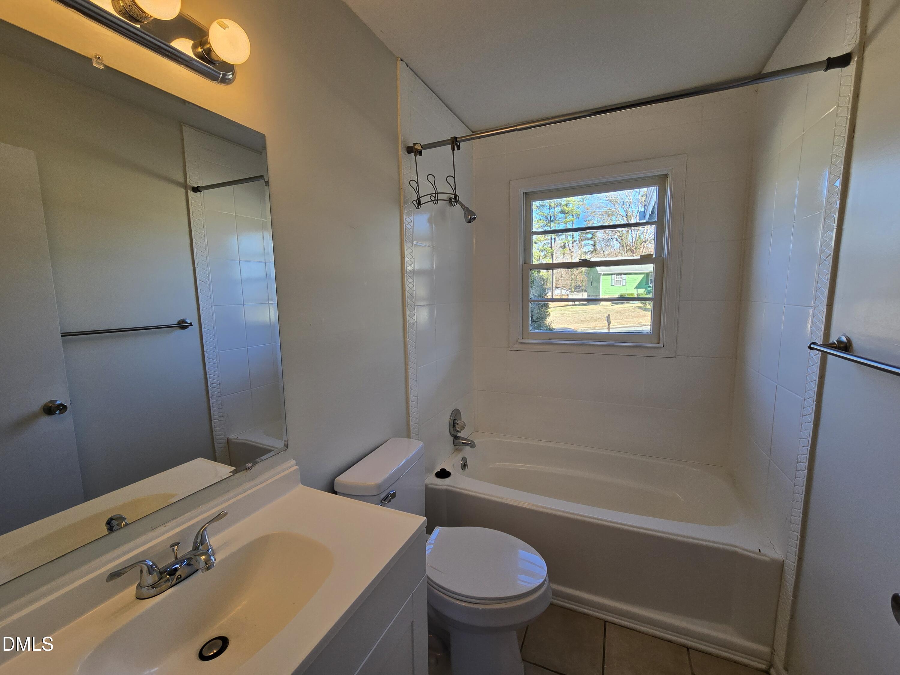 514 Homeland Avenue Durham, NC 27707 - Photo 8 of 14 20251203_115402