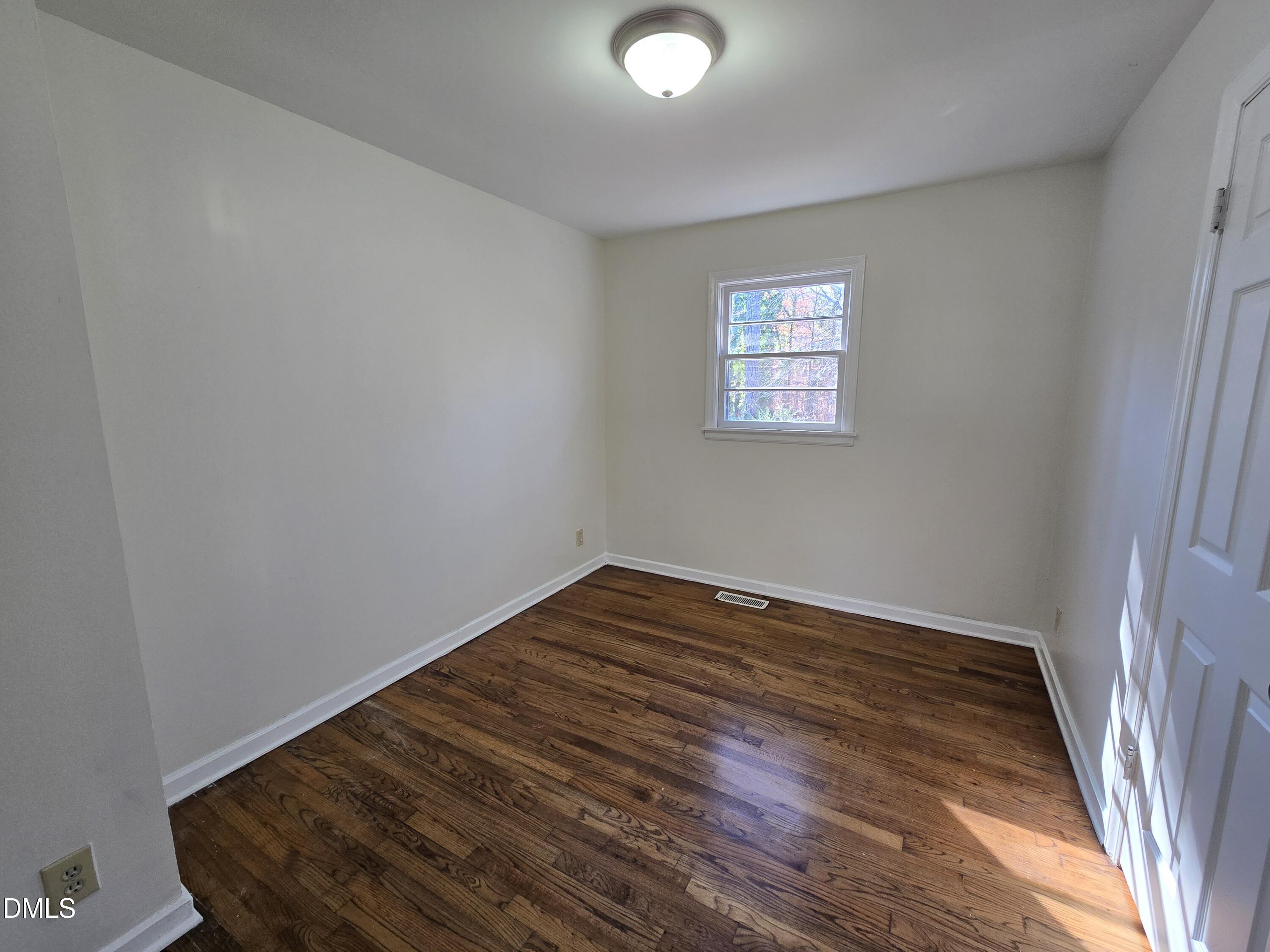 514 Homeland Avenue Durham, NC 27707 - Photo 9 of 14 20251203_115410