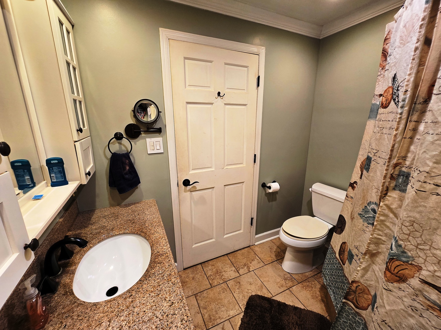 602 North 4th Avenue Chenoa, IL 61726 - Photo 21 of 38 a bathroom with a sink toilet and shower