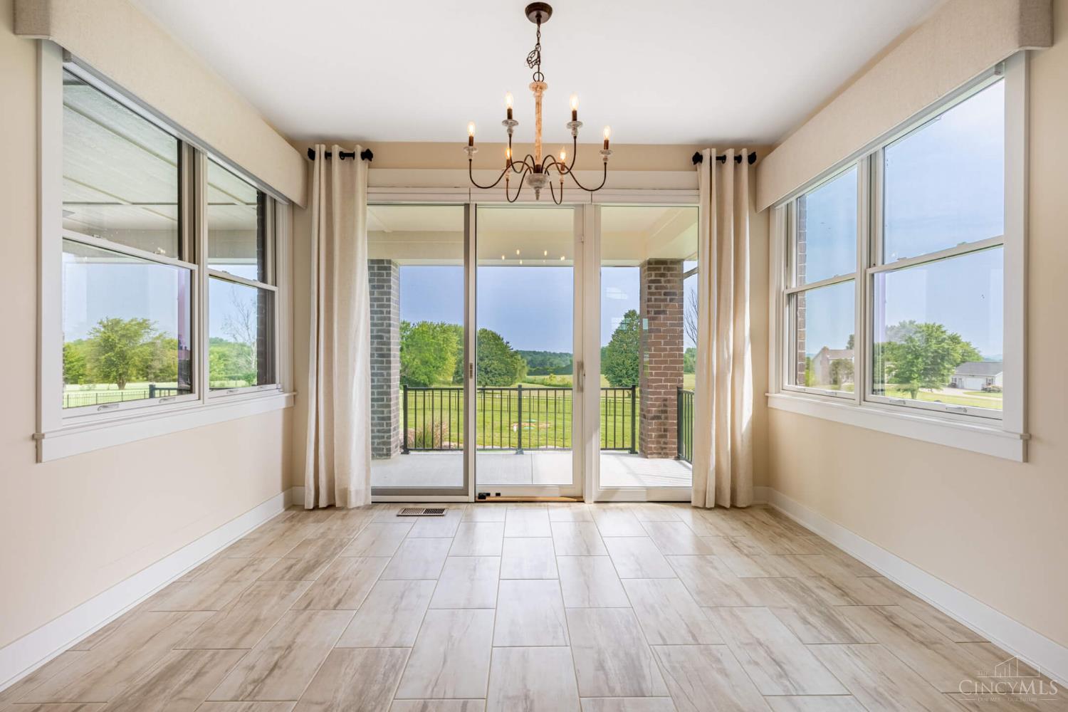 5210 Dearth Road Springboro, OH 45066 - Photo 17 of 83 Gallery Image 17