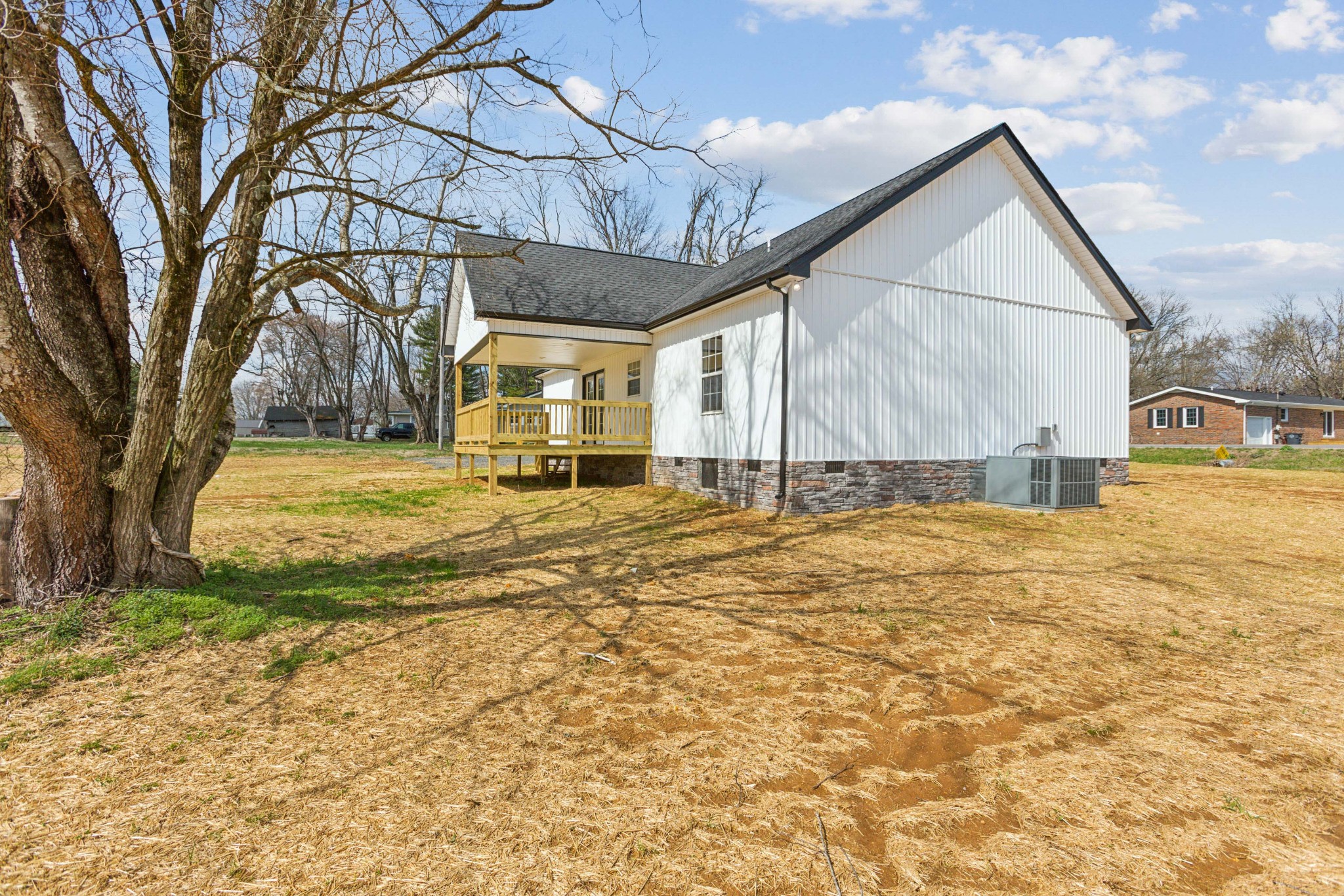 812 Days Road Lafayette, TN 37083 - Photo 23 of 25 a view of a house with snow on the wall