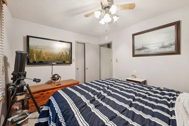 $407,000 | 2007 Diane Street, Pinehurst, TX 77362