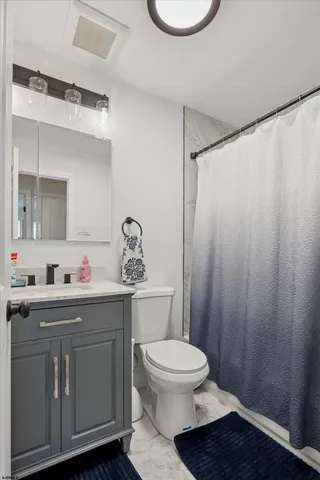 $3,209 | 604 North Victoria Avenue, Unit B, Ventnor City, NJ 08406