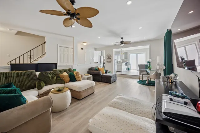 $3,209 | 604 North Victoria Avenue, Unit B, Ventnor City, NJ 08406