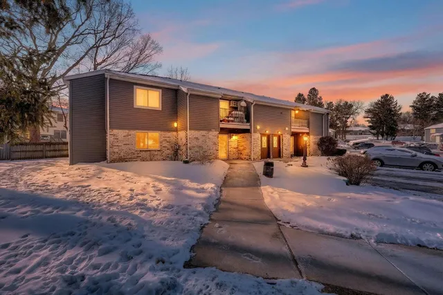 $207,500 | 1501 Whispering Pines Way, Fitchburg, WI 53713