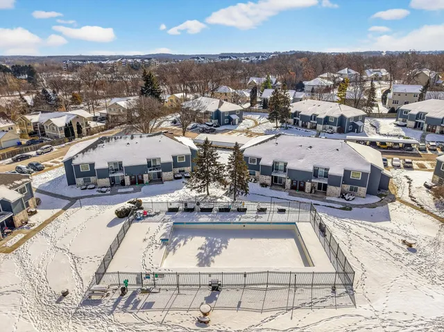 $207,500 | 1501 Whispering Pines Way, Fitchburg, WI 53713